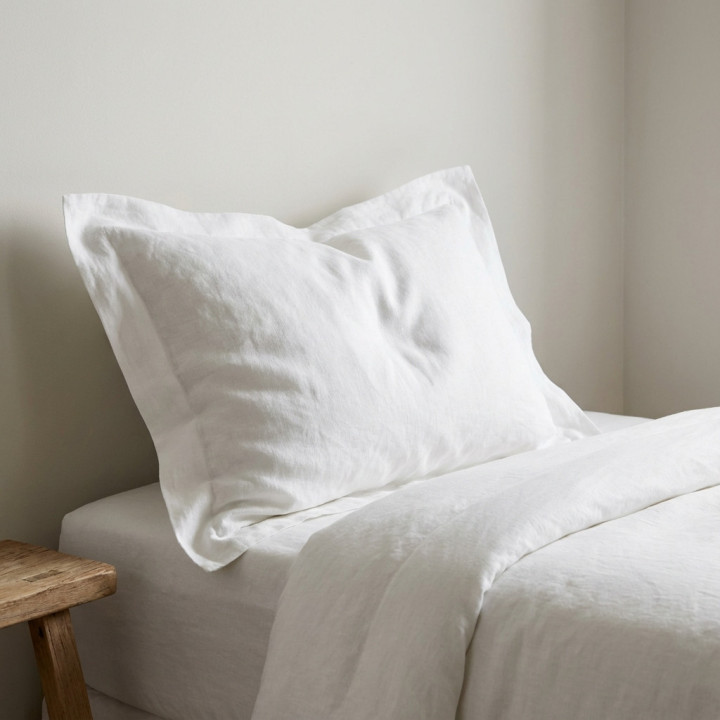 White linen pillowcase — Oxford, 170 GSM | LinenOwl