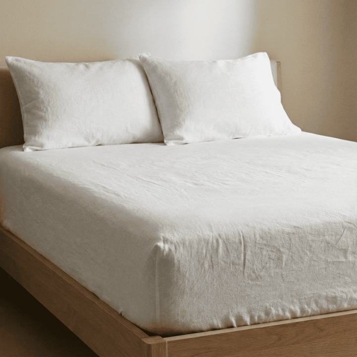 White linen sheet set — Fitted, flat, pillowcases | LinenOwl